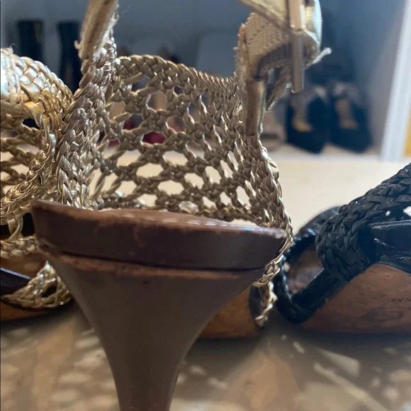 ⚡️3 for $15⚡️ bundle of Donald J. Pliner Black and Gold Heels size 5-Preloved - Picture 6 of 16